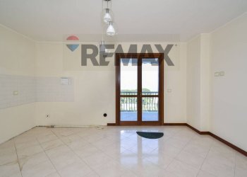 Stanza vuota - Appartamento Via Cervo
 
46, Acireale - foto 24