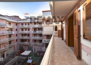 Balcone - Appartamento Via Cervo
 
46, Acireale - foto 34