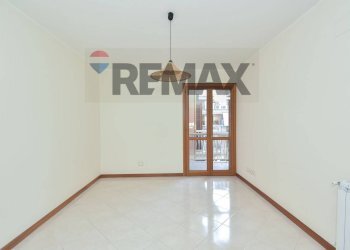 Stanza vuota - Appartamento Via Cervo
 
46, Acireale - foto 38