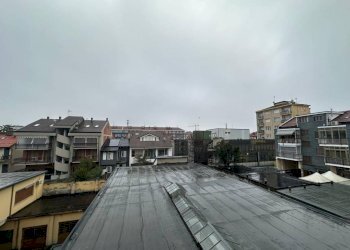 Terrazzo - Appartamento via Vittorio Zanellato, 23, Venaria Reale - foto 6