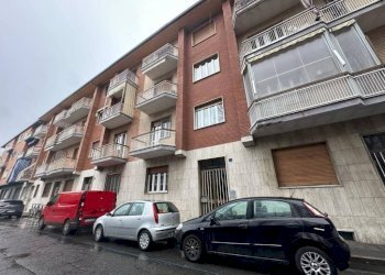 Facciata - Appartamento via Vittorio Zanellato, 23, Venaria Reale - foto 21