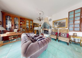 Soggiorno - Semi-detached house Via Quercioli
 
61, Massa - photo 19