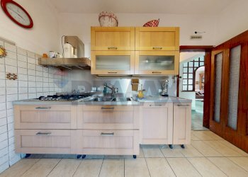 Cucina - Semi-detached house Via Quercioli
 
61, Massa - photo 23