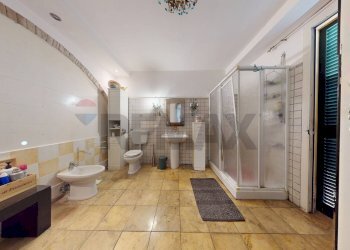 Bagno - Semi-detached house Via Quercioli
 
61, Massa - photo 25