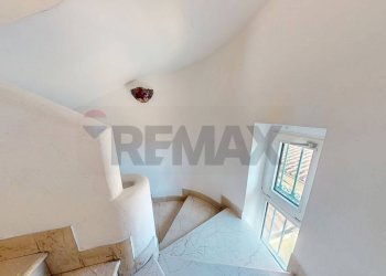 Scale - Semi-detached house Via Quercioli
 
61, Massa - photo 28