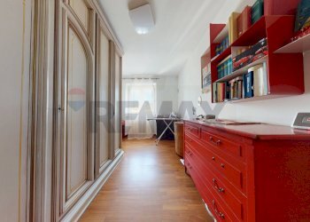 Hall / corridoio - Semi-detached house Via Quercioli
 
61, Massa - photo 38