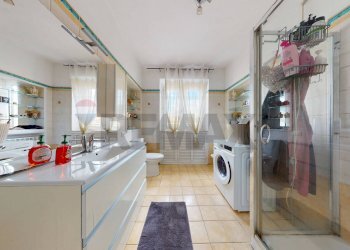 Bagno - Semi-detached house Via Quercioli
 
61, Massa - photo 42