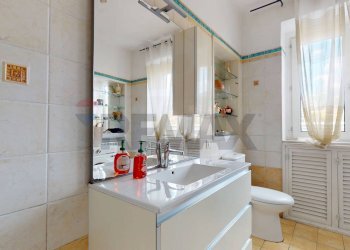 Bagno - Semi-detached house Via Quercioli
 
61, Massa - photo 43