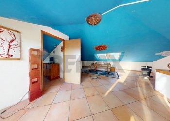 Camera / camera da letto - Semi-detached house Via Quercioli
 
61, Massa - photo 49