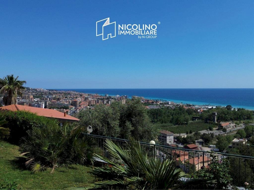 Vista - Villa via Collasgarba, 29, Ventimiglia - foto 1