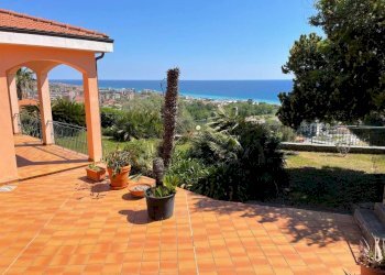 Giardino - Villa via Collasgarba, 29, Ventimiglia - foto 26