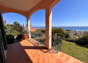 Veranda - Villa via Collasgarba, 29, Ventimiglia - foto 30