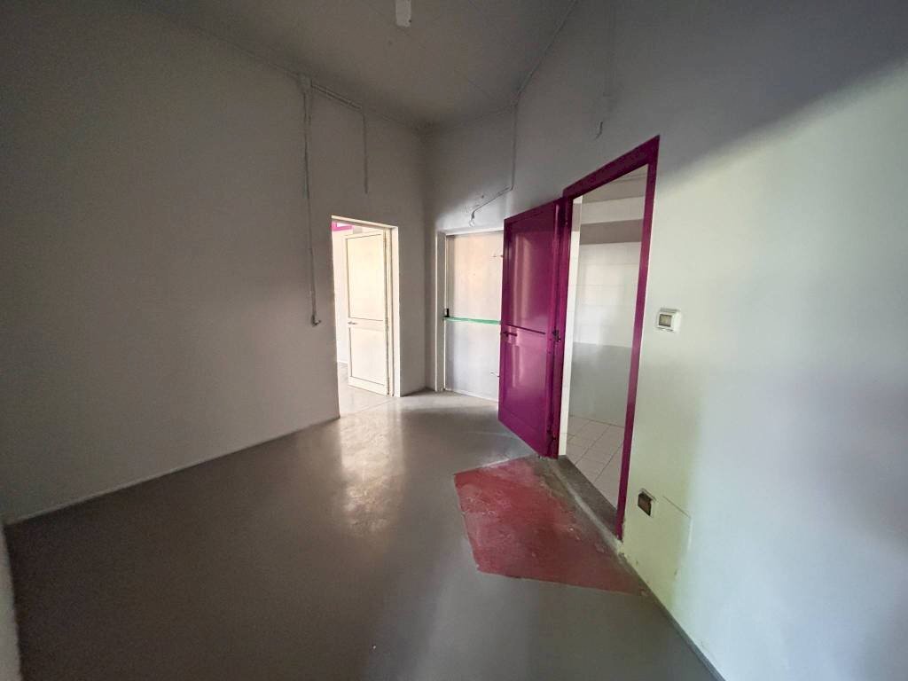 Magazzino - Warehouse via Martiri, Beinette - photo 3