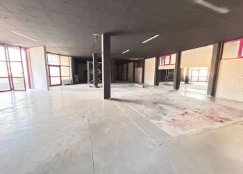 Magazzino - Warehouse via Martiri, Beinette - photo 8