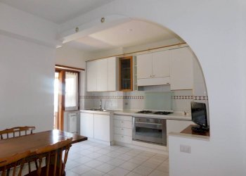 Cucina - Trilocale via Tommaso Arcidiacono, Roma (zona Fonte Meravigliosa) - foto 14