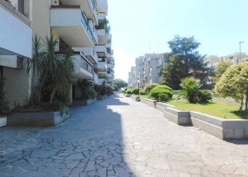 Cortile interno - Trilocale via Tommaso Arcidiacono, Roma (zona Fonte Meravigliosa) - foto 22