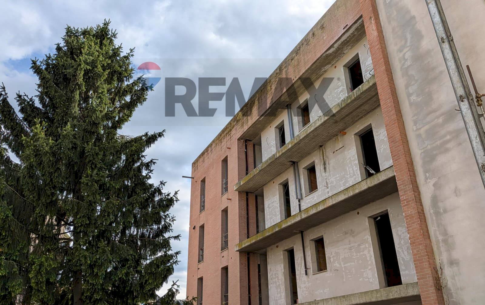 Edificio all\'aperto - Appartamento Via Piero Della Francesca, San Giovanni Valdarno - foto 2