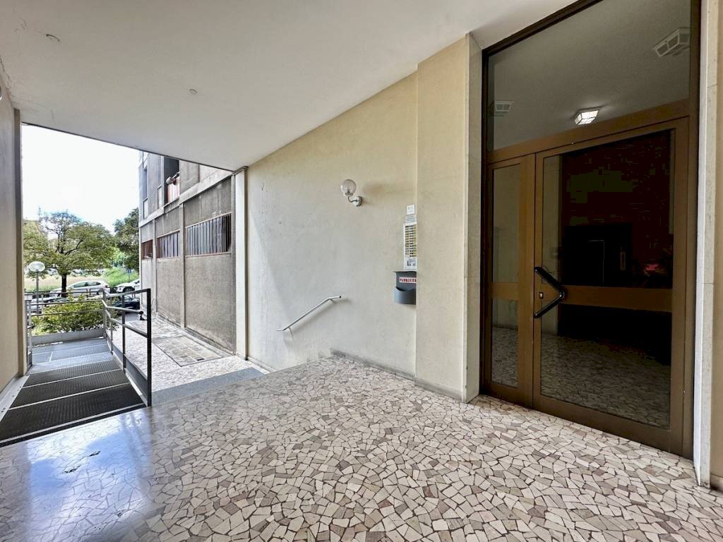 Interno non residenziale - Apartment via Valentino Cerruti, 1, Biella - photo 3