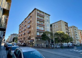 Facciata - Apartment via Valentino Cerruti, 1, Biella - photo 1