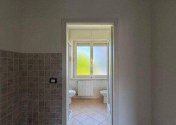 Cucina - One-room apartment via Vecchia di Buriasco, 19, Pinerolo - photo 10