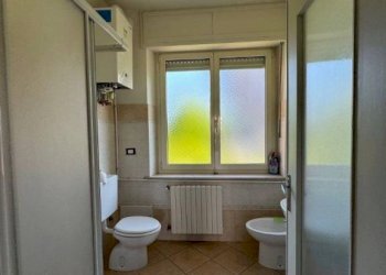 Bagno - One-room apartment via Vecchia di Buriasco, 19, Pinerolo - photo 11