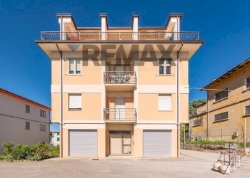 Edificio all\'aperto - Appartamento Via Giacomo Matteotti
 
128, Cupramontana - foto 1