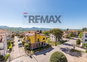 Edificio all\'aperto - Appartamento Via Giacomo Matteotti
 
128, Cupramontana - foto 13