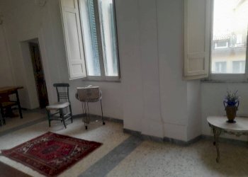 Stanza non arredata - Four-room apartment via Roma, Rieti - photo 2