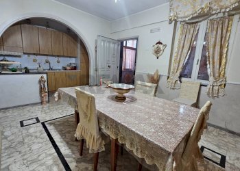 Sala da pranzo - Three-room apartment Afragola - photo 4