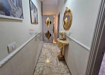 Hall / corridoio - Three-room apartment Afragola - photo 6