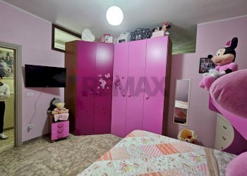 Camera / camera da letto - Three-room apartment Afragola - photo 11