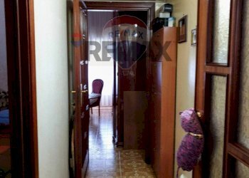 Hall / corridoio - Three-room apartment Afragola - photo 6