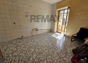 Stanza vuota - Three-room apartment Afragola - photo 4
