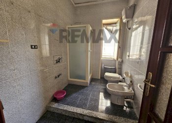Bagno - Three-room apartment Afragola - photo 6