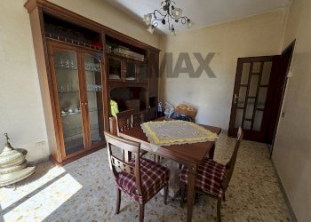Sala da pranzo - Three-room apartment Afragola - photo 8