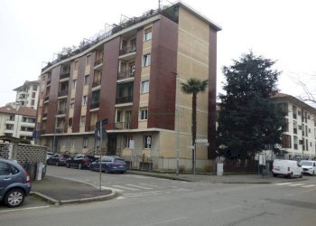 Facciata - Three-room apartment via Giovanni Pascoli, Bollate - photo 1