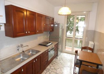 Cucina - Three-room apartment via Giovanni Pascoli, Bollate - photo 3