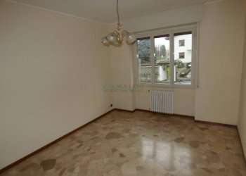 Soggiorno - Three-room apartment via Giovanni Pascoli, Bollate - photo 7