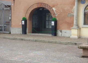 Facciata - Negozio piazza Aldo Moro, Bollate - foto 22