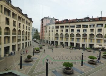 Zona - Appartamento piazza Generale Carlo Alberto Dalla Chiesa, Bollate - foto 1