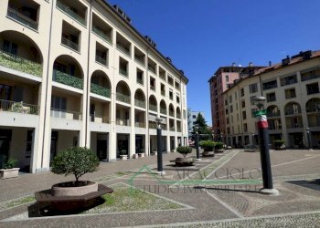 Zona - Three-room apartment piazza Generale Carlo Alberto Dalla Chiesa, Bollate - photo 10
