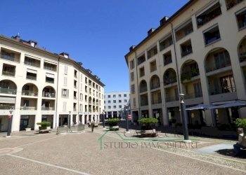 Zona - Three-room apartment piazza Generale Carlo Alberto Dalla Chiesa, Bollate - photo 18