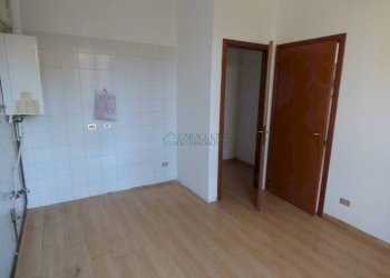 Salone - Three-room apartment via Camillo Benso di Cavour, 29, Bollate - photo 4
