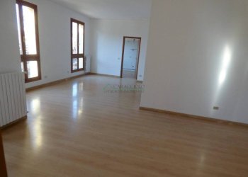Salone - Three-room apartment via Camillo Benso di Cavour, 29, Bollate - photo 13