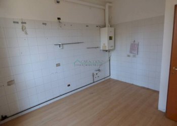 Cucina - Three-room apartment via Camillo Benso di Cavour, 29, Bollate - photo 15