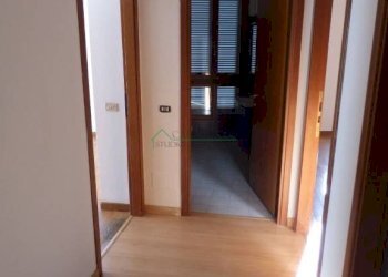 Disimpegno - Three-room apartment via Camillo Benso di Cavour, 29, Bollate - photo 16