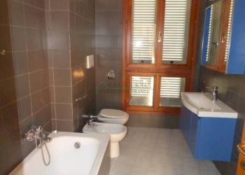 Bagno - Three-room apartment via Camillo Benso di Cavour, 29, Bollate - photo 18