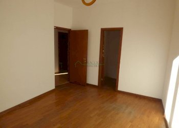Camera da letto - Three-room apartment via Camillo Benso di Cavour, 29, Bollate - photo 25
