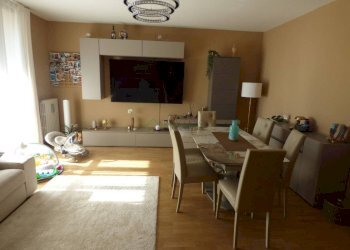 Salone - Three-room apartment piazza Generale Carlo Alberto Dalla Chiesa, 20, Bollate - photo 5