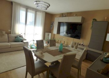Salone - Three-room apartment piazza Generale Carlo Alberto Dalla Chiesa, 20, Bollate - photo 9
